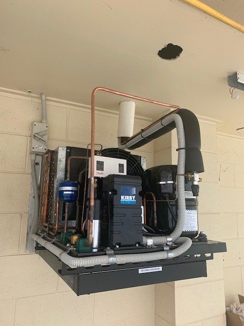 ALPHACOOL CUSTOM COMMERCIAL REFRIGERATION