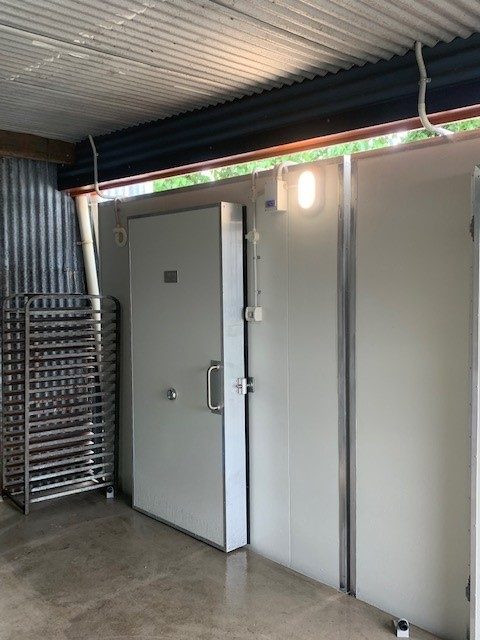 ALPHACOOL CUSTOM COMMERCIAL REFRIGERATION